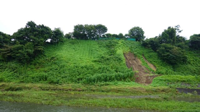 長雨の後