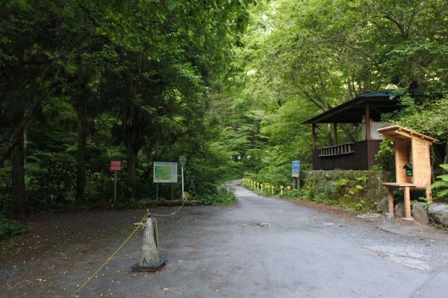 高尾山のマイナーな登り口