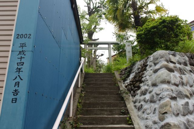 明神社