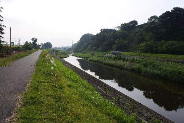 大栗川へ