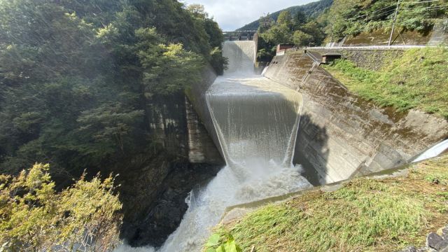 小山内ダム