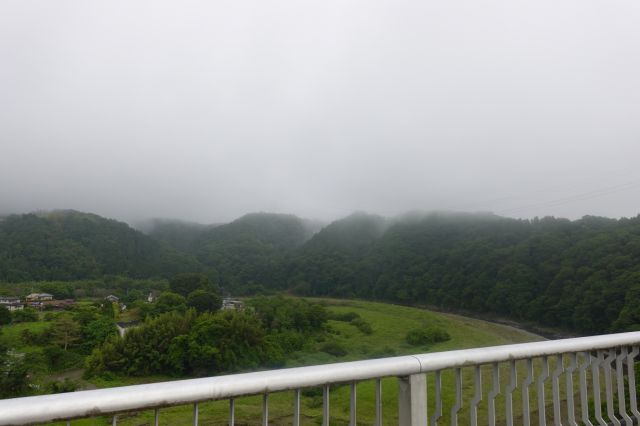 道志川と相模川の合流地点