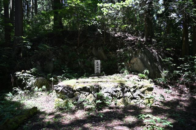 高明神社跡