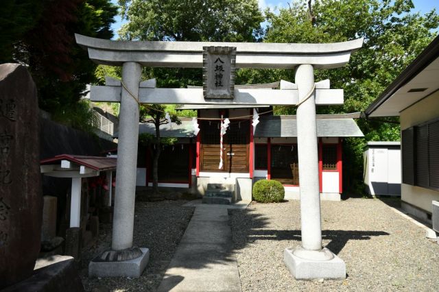 鳥居は明神鳥居