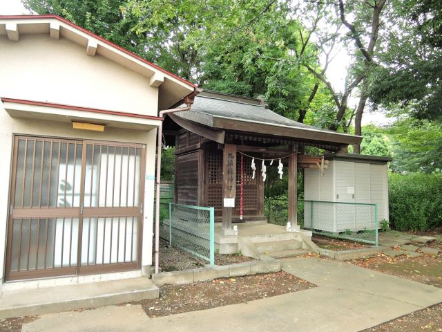 建物は神社のものでしょうか